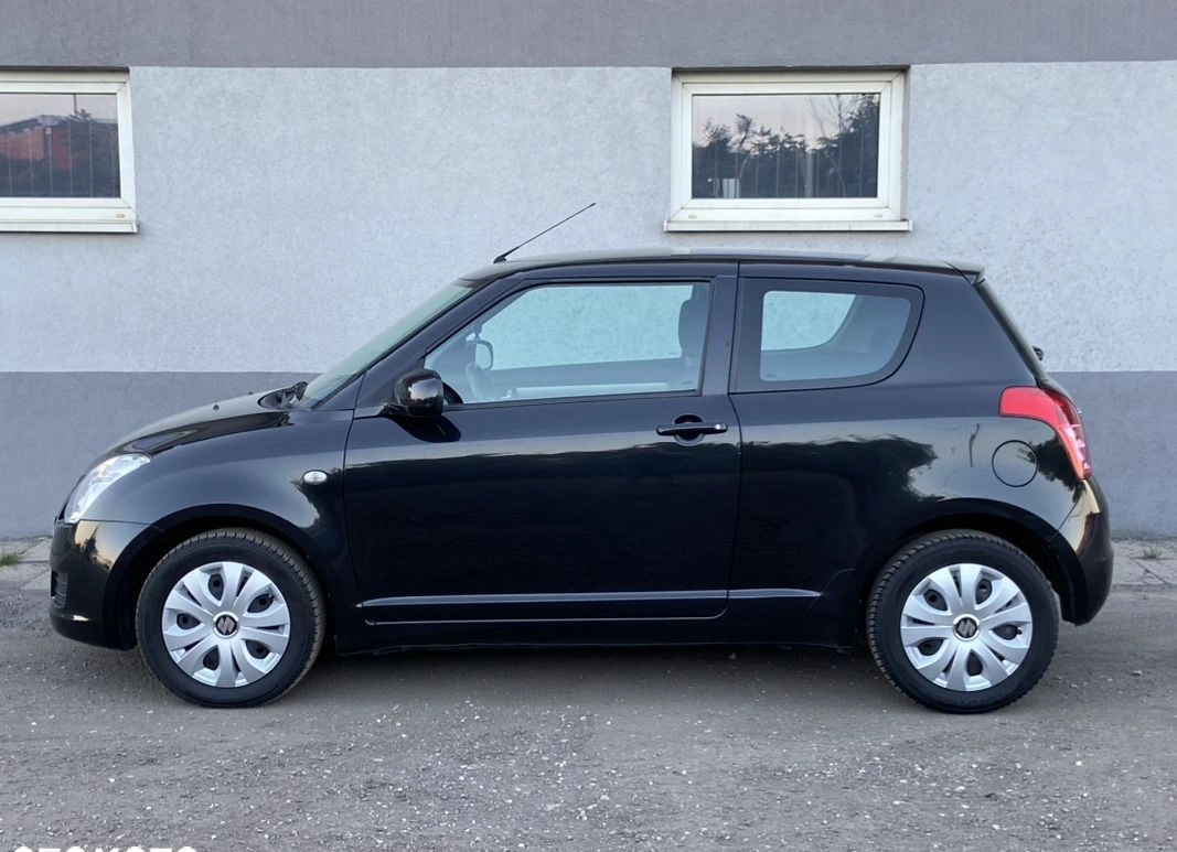 Suzuki Swift cena 13500 przebieg: 206000, rok produkcji 2008 z Radomsko małe 121